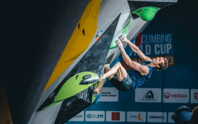 Lezec Ondra získal stříbro v pražském závodě Světového poháru v boulderingu