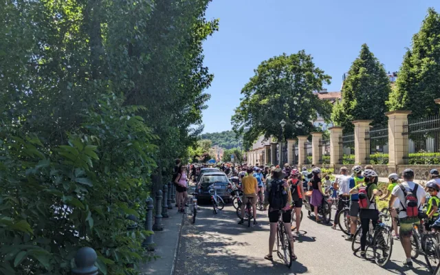 Prahou projely v rámci Světového dne kola stovky cyklistů