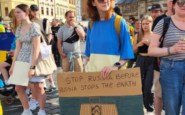 Happening na Staroměstském náměstí upozornil na ekocidu na Ukrajině