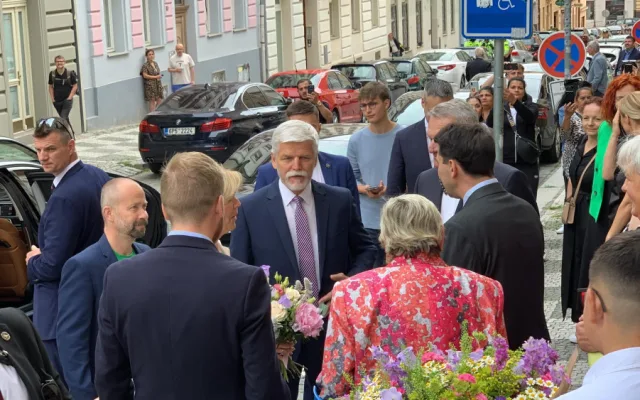 Prezident zahájil dvoudenní návštěvu Prahy. Podívejte se na jeho program