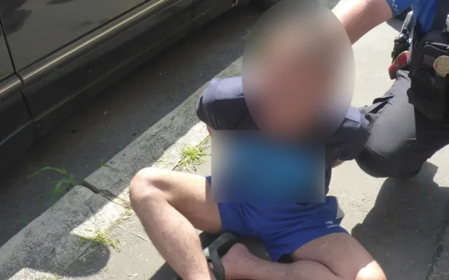 Namol opilý muž střílel na ulici z pistole. Nadýchal skoro čtyři promile