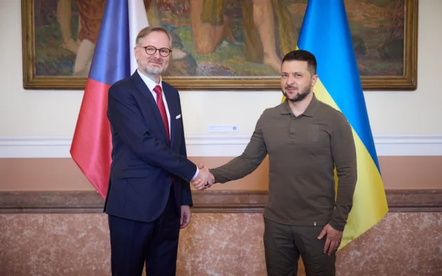 Fiala uvítal na úřadu vlády Zelenského, který zahájil druhý den návštěvy