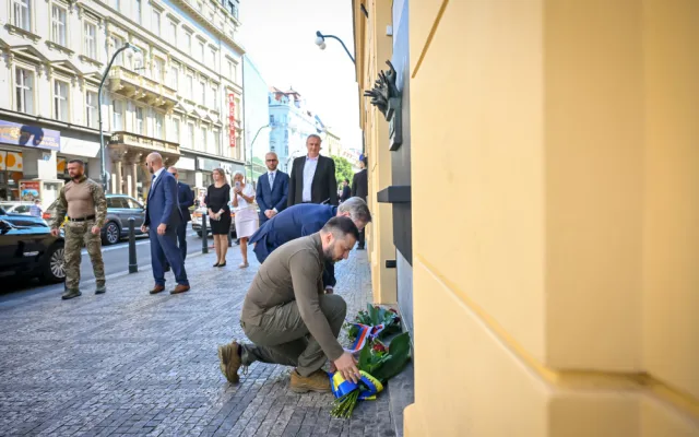 Fiala uvítal na úřadu vlády Zelenského, který zahájil druhý den návštěvy