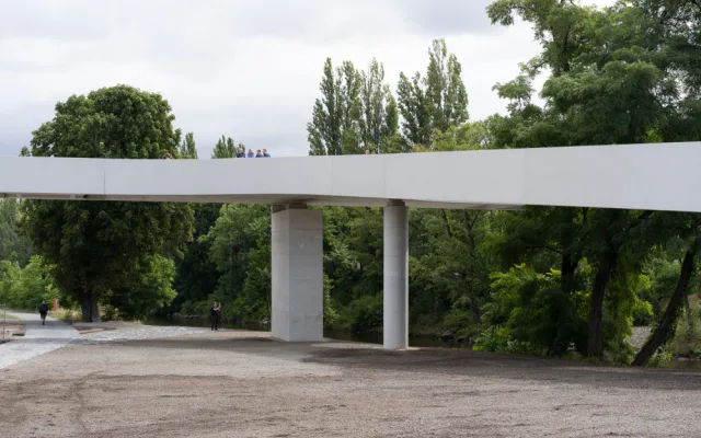 FOTOGALERIE: Štvanická lávka je konečně otevřená, končí přívoz