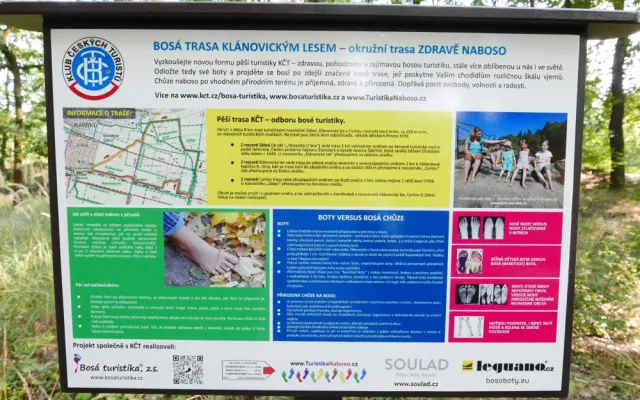 V pražských Klánovicích se v neděli otevře první bosá trasa