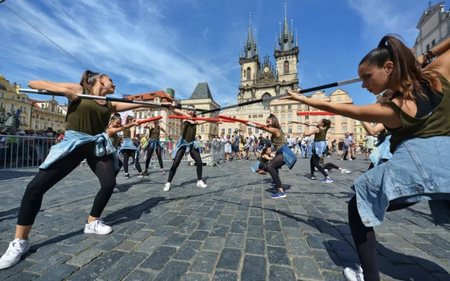 Všesokolský slet se po šesti letech vrátí do Edenu, nabídne hromadné skladby i kondomy