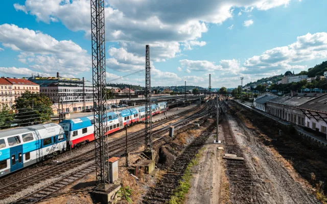 Lávku spojující Smíchov s Radlickou odstraní. Náhradní nebude a novou plánují až za pět let