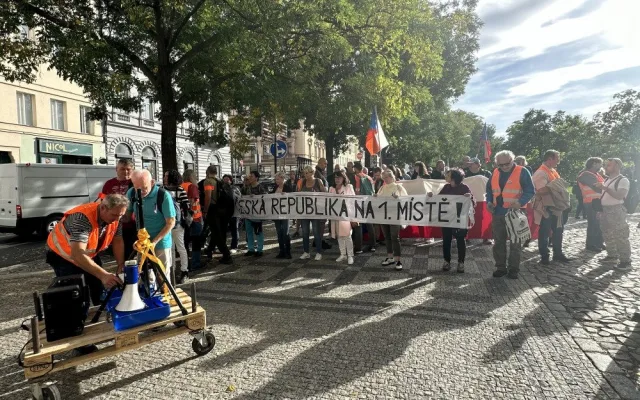 Vrabel dostal za šíření poplašné zprávy pokutu deset tisíc. Zaplatí a odvolá se k Nejvyššímu soudu