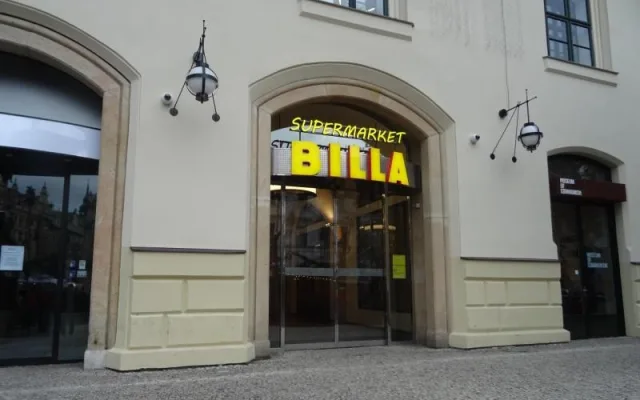 Billu v centru Prahy zamořil hmyz. Červi se prožrali moukou, cukrem i luštěninami