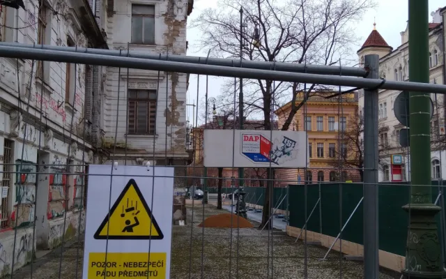 Nádraží Vyšehrad má nového majitele. Budoucnost budovy s ním bude řešit i vedení Prahy 2