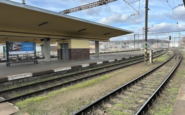 Začala tříletá přestavba Smíchovského nádraží za pět miliard. Město tam investuje dalších sedm do rozvoje MHD