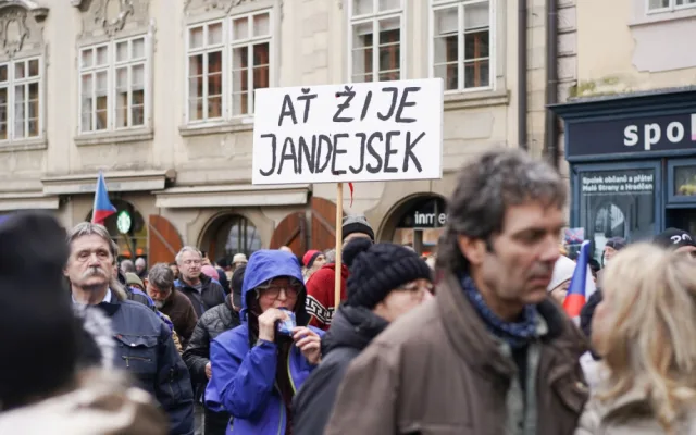 FOTOGALERIE: Traktor, vlajky a guláš. Podívejte se, jak vypadal protest zemědělců v Praze