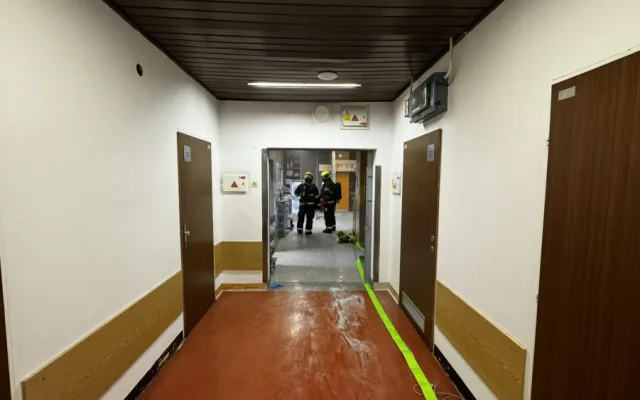 Na jednotce intenzivní péče nemocnice Bulovka hořel ventilátor. Pacienty evakuovali