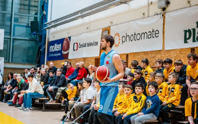 Slavia Basketball se ve středu utká v Edenu s nováčkem z Písku