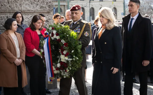 Slovenská prezidentka Čaputová uctila památku obětí střelby na Filozofické fakultě v Praze