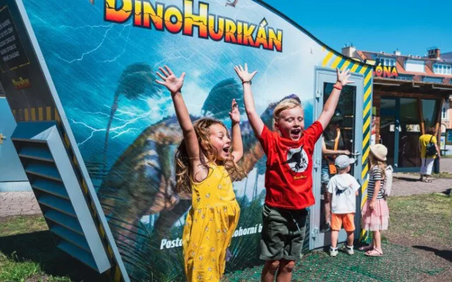 DinoPark v Praze na Harfě nabízí mnohem víc než jen modely dinosaurů
