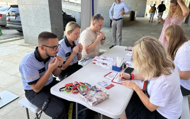 Praha potřebuje dárce krve a kostní dřeně, chybí jich tisíce. Chodí raději prodávat plazmu