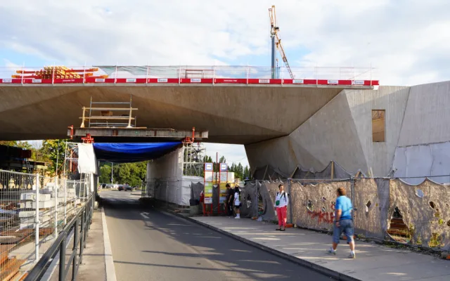FOTOGALERIE: Praha rozkopaná. Podívejte se, jak postupují práce na Václaváku nebo u Lihovaru