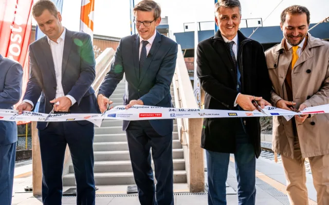 Přes opravený Branický most začnou jezdit vlaky po dvou kolejích, kromě nákladních ho využijí i ty osobní