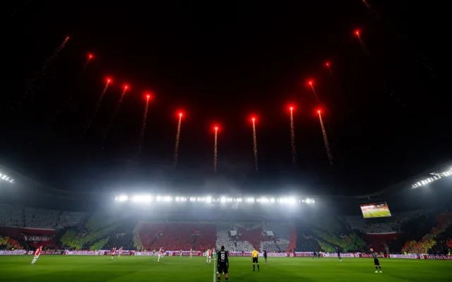 Měsíce příprav, dvacet tisíc pláštěnek, český rekord. Choreo slávistické Tribuny Sever se zapsalo do historie