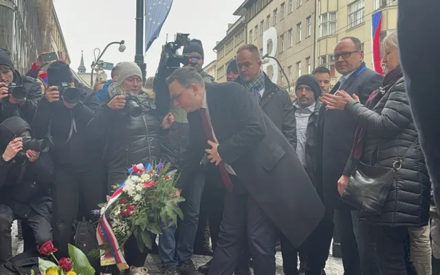 Na Národní třídě začíná program připomínající události sametové revoluce před 35 lety