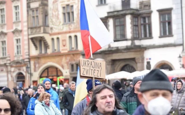 FOTOGALERIE: Podívejte se na atmosféru demonstrace Zůstaňme demokratickým srdcem Evropy Milionu chvilek