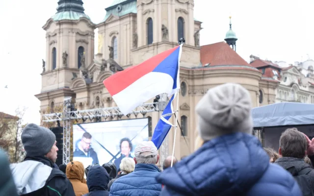 FOTOGALERIE: Podívejte se na atmosféru demonstrace Zůstaňme demokratickým srdcem Evropy Milionu chvilek