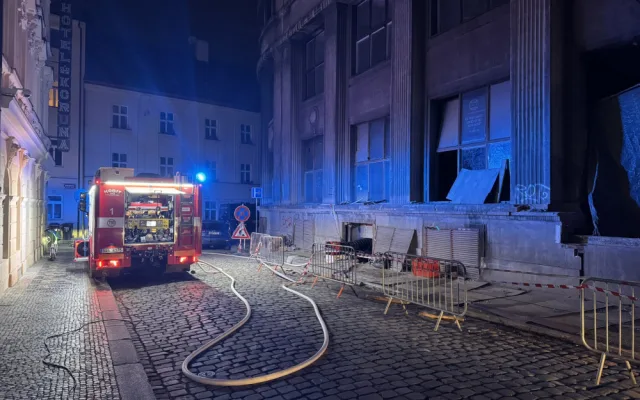 V centru Prahy uniká plyn, hasiči evakuovali stopadesát lidí ze šesti budov