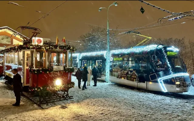 Dopravní podnik v sobotu vypraví tradiční Vánoční flotilu
