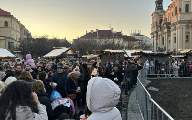 Vánoční trhy na Staroměstském náměstí jsou oficiálně zahájeny