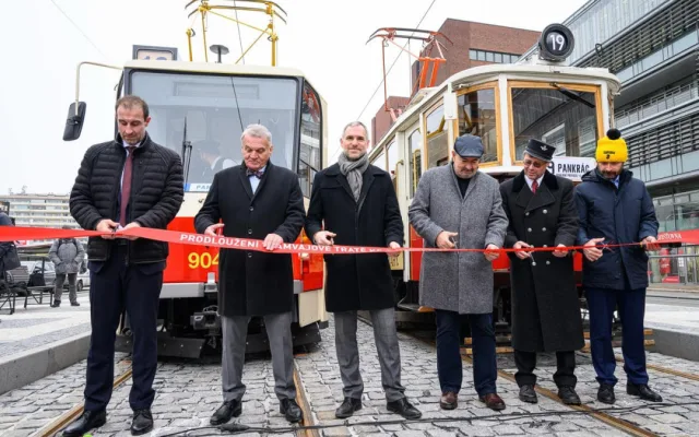 Prodloužená tramvajová trať na Pankrác je oficiálně otevřena