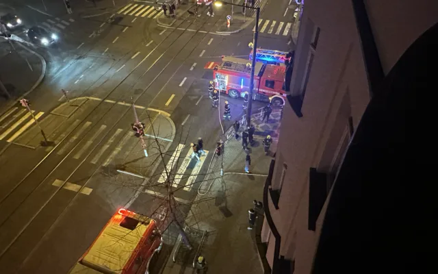 VIDEO: Ve Vršovicích hořela kuchyň restaurace, škoda je půl milionu