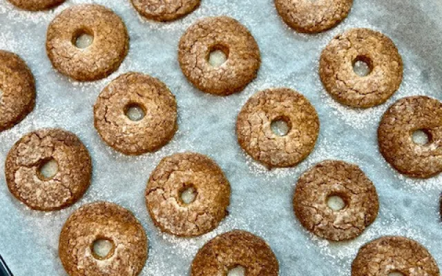 Anička peče cukroví podle 200 let starých receptů, někdy je to docela věda a bádání
