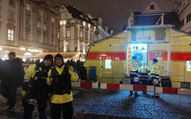 Oslavy příchodu Nového roku zatím v Praze probíhají klidně, hasiči řešili jen menší požáry