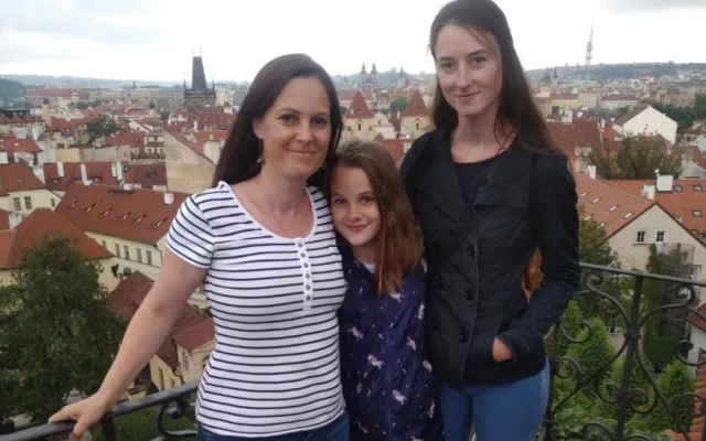 Věnovala se nemocným seniorům, teď sama potřebuje pomoci. Eva bojuje s agresivním nádorem na mozku