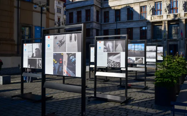 Před magistrátem je výstava vítězů Grantu Prahy ze soutěže Czech Press Photo