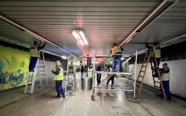 VIDEO: Stanice metra Florenc linky C zůstane kvůli průsaku vody zavřená několik dní