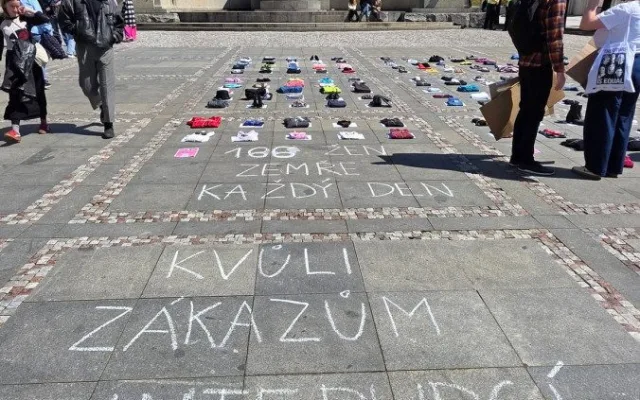 Prahu dnes ovládly akce spojené s potratovou tematikou, v akci je i antikonfliktní tým