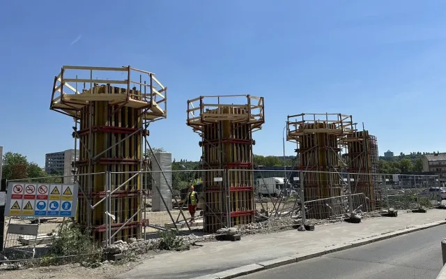 Začala rekonstrukce části Libeňského mostu, hotovo má být do dvou let