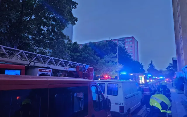 Dva požáry, dva mrtví. Praha zažila tragické ráno