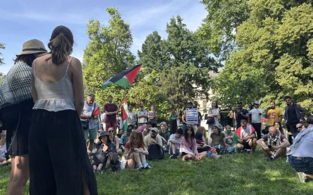 V Praze se demonstrovalo za Palestinu, zazněla tvrdá kritika Izraele a české vlády