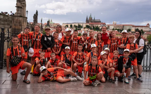 Deset dní ve Spartě. Ukrajinské děti trénovaly na letním fotbalovém táboře