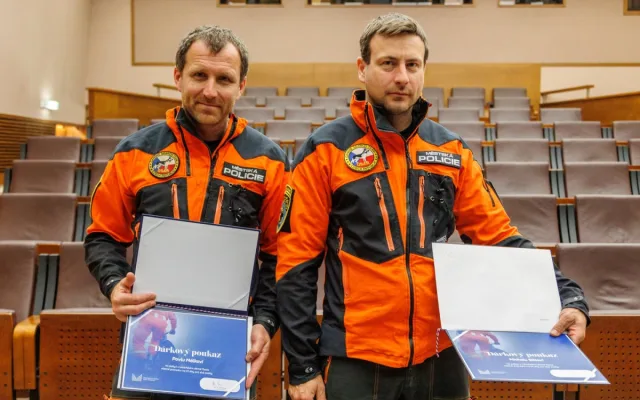 Záchranář Pavel pomáhal po tornádu i výbuchu, pak ochrnul. Bez rampy teď nemůže domů