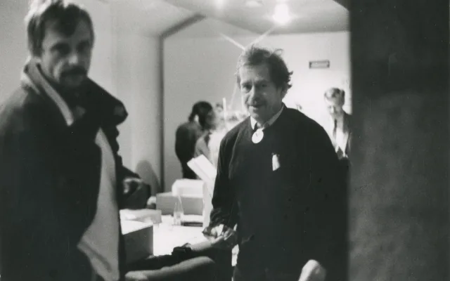 Z cyklu Aurora (Jan Foll, Václav Havel, Václav Klaus), Praha, listopad 1989