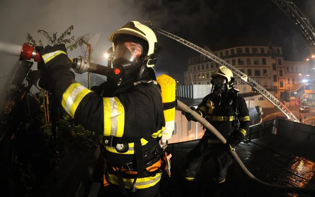 Devět mrtvých kvůli svíčce. Je to 15 let od tragického požáru na Florenci