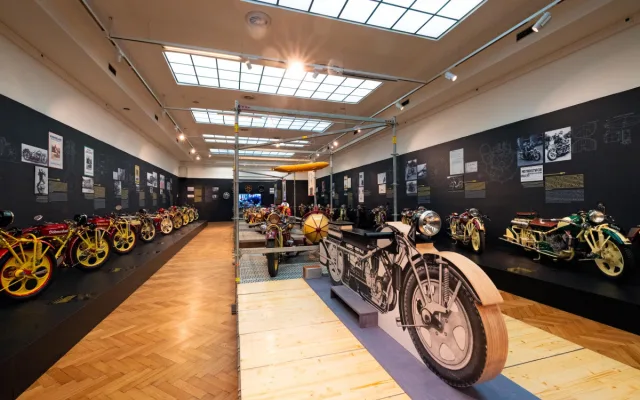 Národní technické muzeum vystavuje 30 motocyklů Čechie-Böhmerland