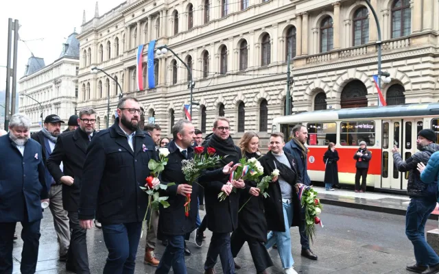 FOTO,VIDEO: 17. listopad na Národní třídě. Pavel, Babiš I Rakušan sklidili kritiku