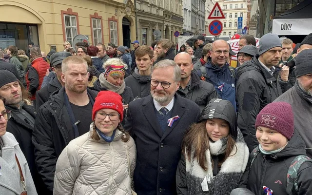 FOTO,VIDEO: 17. listopad na Národní třídě. Největší pískot sklidili Babiš a Turek