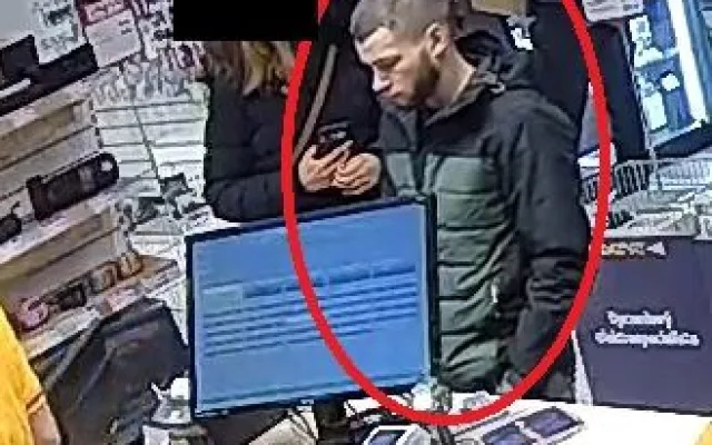 Ženu z jihu Čech připravili o tisíce. V Praze za ně neznámý muž pořídil mobil
