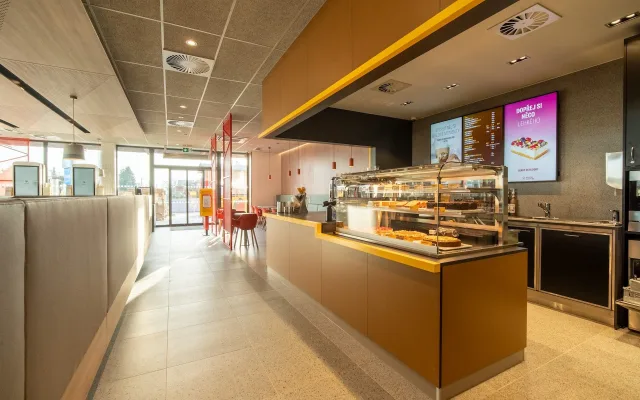 McDonald's rozšiřuje svou síť, novou restauraci otevřel v Benešově